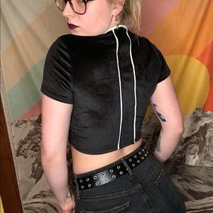 Velvet crop top - black